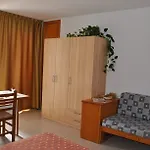 Safari شقة فندقية