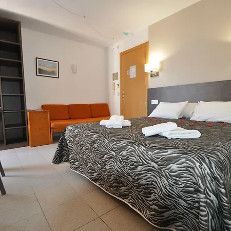 Apart-hotel Safari Calella