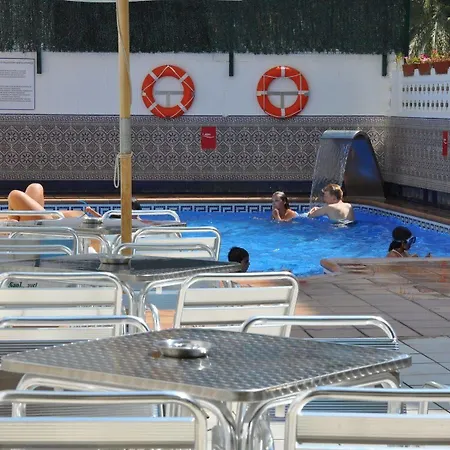 Safari Apartahotel Calella