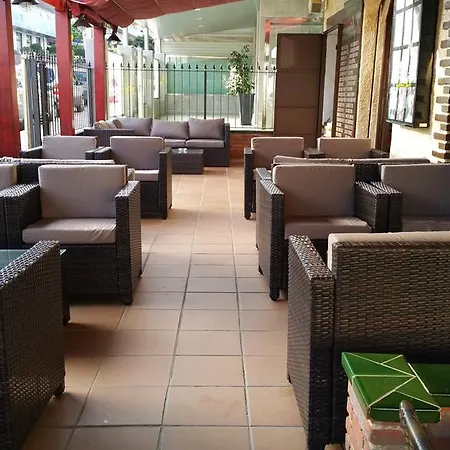 Aparthotel Safari 2*